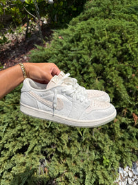 Jordan 1 Low Chris Paul Give Them Flowers photo 1