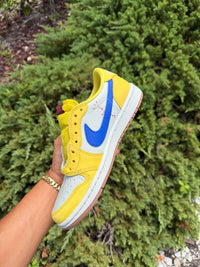 Jordan 1 Low Travis Scott Canary photo 5