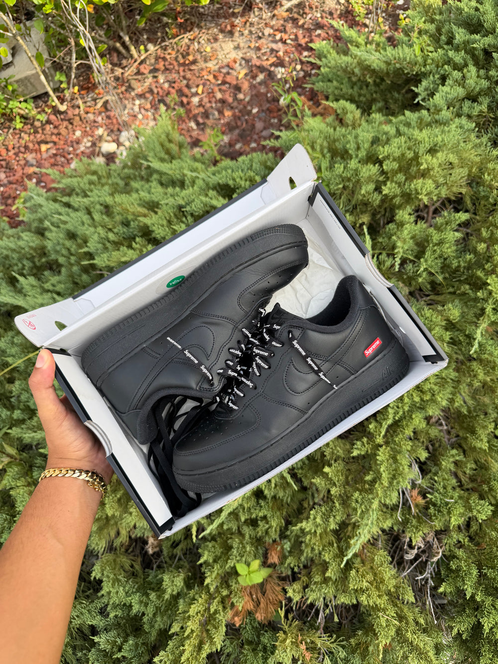 Nike Air Force 1 Supreme Black Size 9.5
