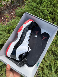 Jordan 11 Retro Low Concord Bred photo 6