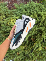 Adidas Yeezy Boost 700 Wave Runner photo 4