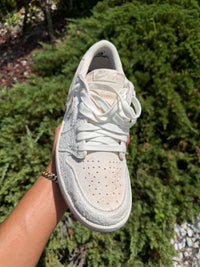 Jordan 1 Low Chris Paul Give Them Flowers photo 3