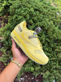 Nike Air Max 1 Travis Scott Saturn Gold photo 1