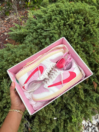 Jordan 1 Low Travis Scott Tropical Pink photo 1