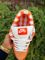 Nike SB Dunk Low Orange Lobster photo 5