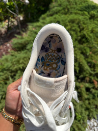 Jordan 1 Low Chris Paul Give Them Flowers photo 5