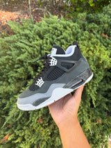 Jordan 4 Retro Fear photo 2