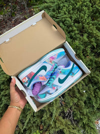Nike SB Dunk Low Futura photo 1