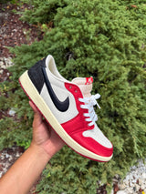 Jordan 1 Low Trophy Room photo 3