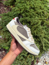 Jordan 1 Low Travis Scott Reverse Mocha photo 2