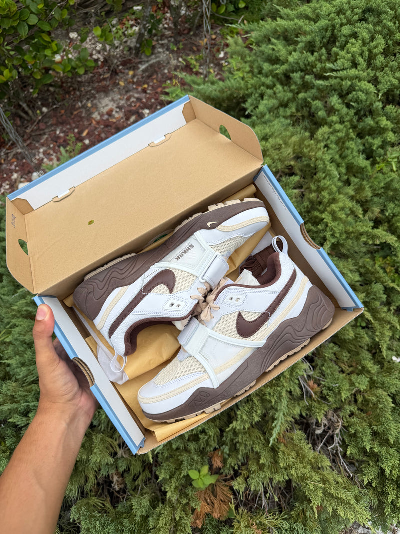 Nike Zoom Field Jaxx Travis Scott Light Chocolate