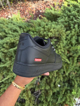 Nike Air Force 1 Supreme Black photo 5