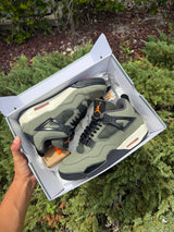 Jordan 4 Retro Undefeated photo 1