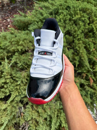Jordan 11 Retro Low Concord Bred photo 3