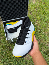 Jordan 17 Retro All-Star Lightning 2024 photo 3