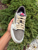 Jordan 1 Low Travis Scott Reverse Mocha photo 3