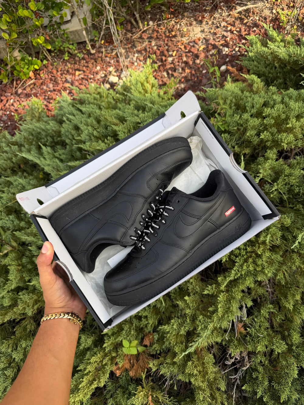 Nike Air Force 1 Supreme Black Size 11.5