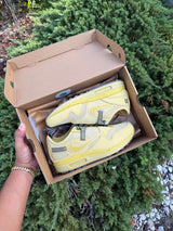 Nike Air Max 1 Travis Scott Saturn Gold photo 4