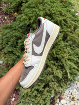 Jordan 1 Low Travis Scott Reverse Mocha photo 4