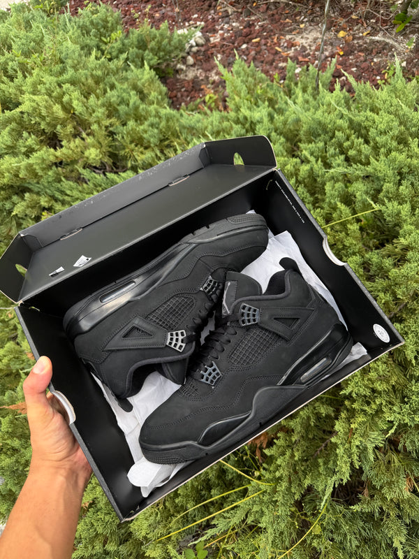 Jordan 4 Retro Black Cat 2025