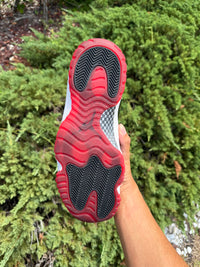 Jordan 11 Retro Low Concord Bred photo 5