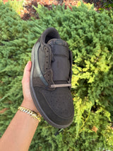 Jordan 1 Low Travis Scott Velvet Brown photo 3