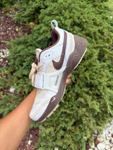 Nike Zoom Field Jaxx Travis Scott Light Chocolate photo 4