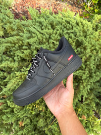 Nike Air Force 1 Supreme Black Size 9.5 photo 2